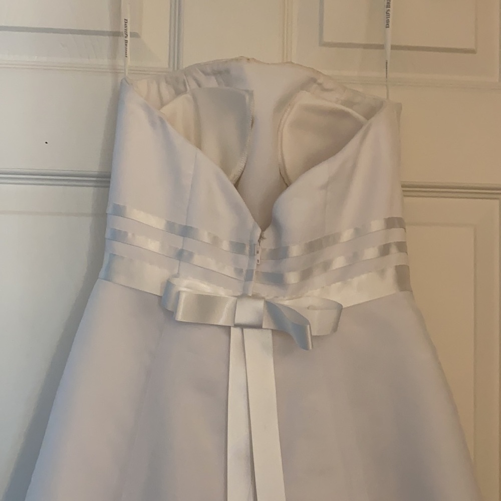 Wedding dress that could also be used for sweet 16s - Picture 3 of 13